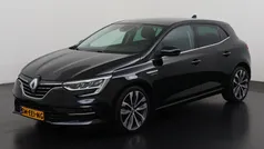 Gebruikt 2021 Renault Mégane IV Intens Hatchback | € 18.896 (Eerlijke prijs)