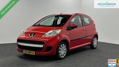 Rood Gebruikt 2009 Peugeot 107 Hatchback | € 2.200 (Eerlijke prijs)