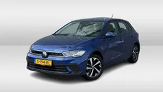 Blauw Gebruikt 2023 VW Polo Life Hatchback | € 19.950 (Eerlijke prijs)