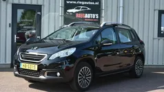 Zwart Gebruikt 2015 Peugeot 2008 Active SUV | € 8.450 (Eerlijke prijs)