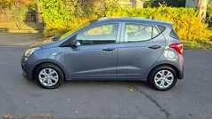 Grijs (metallic) Gebruikt 2014 Hyundai i10 Hatchback | € 5.950 (Eerlijke prijs)