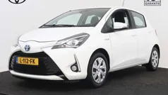 Wit Gebruikt 2020 Toyota Yaris Active Hatchback | € 17.950 (Eerlijke prijs)