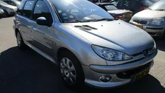 Grijs Gebruikt 2003 Peugeot 206 Quiksilver Stationwagen | € 999 (Eerlijke prijs)