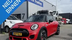 Rood Gebruikt 2017 Mini John Cooper Works Chili Hatchback | € 17.990 (Eerlijke prijs)