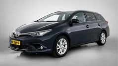 Grijs Gebruikt 2017 Toyota Auris Hybrid Stationwagen | € 16.445 (Eerlijke prijs)