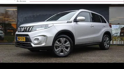 Occasion 2025 Suzuki Vitara SUV | € 27.945 (Goede deal)