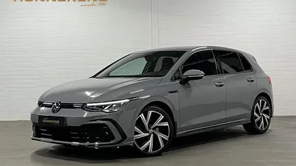Gebruikt 2022 VW Golf VIII Business Hatchback | € 28.900 (Eerlijke prijs)