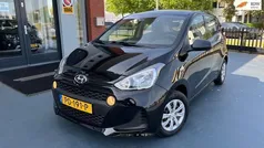 Zwart Gebruikt 2018 Hyundai i10 Hatchback | € 9.499 (Eerlijke prijs)