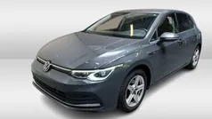Grijs Gebruikt 2021 VW Golf VIII Style Hatchback | € 25.950 (Goede deal)