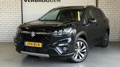Zwart Gebruikt 2024 Suzuki SX4 S-Cross Style SUV | € 26.950 (Eerlijke prijs)