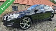 Zwart Gebruikt 2011 Volvo V60 R-Design Stationwagen | € 7.995 (Eerlijke prijs)