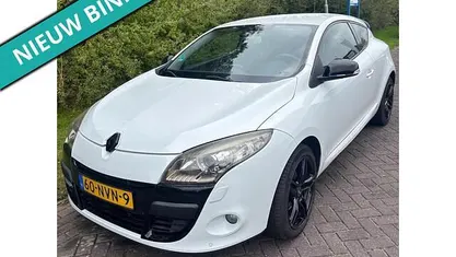 Wit Occasion 2011 Renault Mégane Coupé Coupé | € 4.850 (Eerlijke prijs)