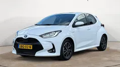 Gebruikt 2021 Toyota Yaris Hybrid Team Hatchback | € 21.790 (Eerlijke prijs)