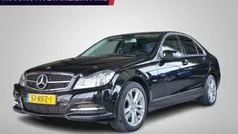 Zwart, metallic lak Gebruikt 2011 Mercedes C180 Avantgarde Sedan | € 8.995 (Eerlijke prijs)