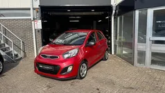 Rood Gebruikt 2011 Kia Picanto Hatchback | € 3.999 (Eerlijke prijs)
