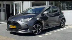 Grijs Gebruikt 2024 Toyota Yaris Style Hatchback | € 23.950 (Eerlijke prijs)