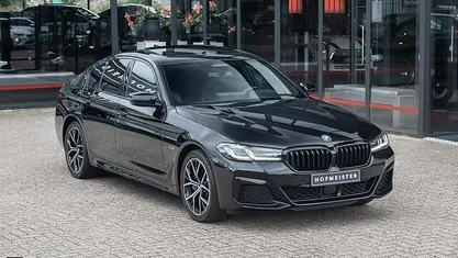 Gebruikt 2023 BMW 530e M Sport Sedan | € 44.950 (Eerlijke prijs)