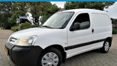 Wit Gebruikt 2004 Peugeot Partner MPV | € 2.995 (Eerlijke prijs)