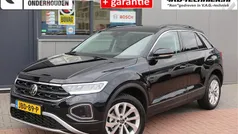 Gebruikt 2025 VW T-Roc Edition SUV | € 37.395 (Eerlijke prijs)