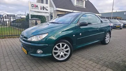 Gebruikt 2003 Peugeot 206 CC Roland Garros Cabriolet | € 1.250 (Goede deal)