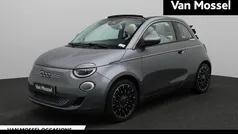 Grijs Gebruikt 2023 Fiat 500e La Prima Cabriolet | € 25.900 (Eerlijke prijs)