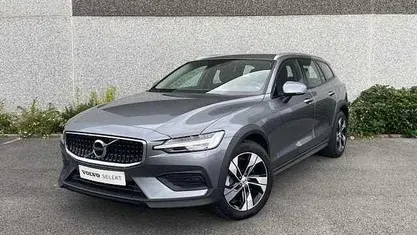 Grijs Gebruikt 2019 Volvo V60 CC Stationwagen | € 33.950 (Eerlijke prijs)