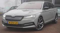 Grijs Gebruikt 2021 Skoda Superb Business Line Stationwagen | € 22.950 (Eerlijke prijs)