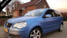 Blauw Gebruikt 2006 VW Polo Hatchback | € 2.995 (Eerlijke prijs)