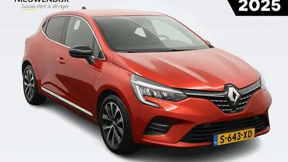 Occasion Renault Clio V Techno 91 PK (66 kW) 2023 Hatchback