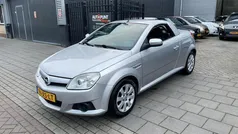 Grijs Gebruikt 2007 Opel Tigra Sport Cabriolet | € 2.499 (Eerlijke prijs)