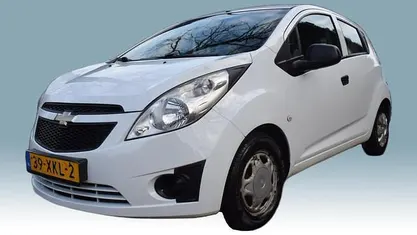 Wit Occasion 2012 Chevrolet Spark LS Hatchback | € 2.450 (Eerlijke prijs)