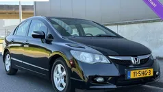Zwart Gebruikt 2011 Honda Civic Elegance Sedan | € 6.500 (Eerlijke prijs)
