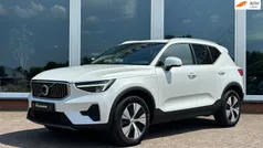 Wit Gebruikt 2022 Volvo XC40 Core SUV | € 34.450 (Super prijs)