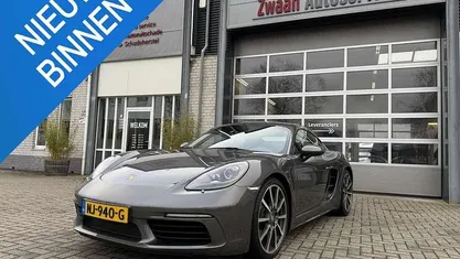 Grijs (metallic) Occasion 2017 Porsche 718 Cayman Sport Coupé | € 54.500 (Eerlijke prijs)
