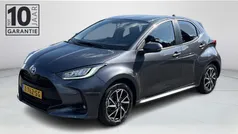 Grijs Gebruikt 2024 Toyota Yaris Hybrid Hatchback | € 24.900 (Eerlijke prijs)