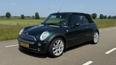 Groen, metallic lak Gebruikt 2005 Mini Cooper Cabriolet Cabriolet | € 4.950 (Eerlijke prijs)