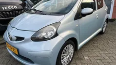 Blauw Gebruikt 2007 Toyota Aygo Hatchback | € 1.999 (Eerlijke prijs)
