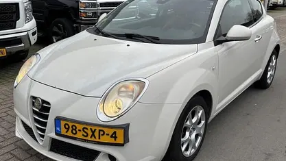Occasion 2012 Alfa Romeo MiTo Distinctive Hatchback | € 1.750 (Eerlijke prijs)