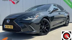 Gebruikt 2022 Lexus ES300H Sport Line Sedan | € 49.995 (Super prijs)