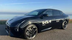 Zwart Occasion 2025 Kia EV4 GT Hatchback | € 49.945 (Eerlijke prijs)