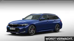 Blauw Gebruikt 2024 BMW 330e M Sport Stationwagen | € 51.895 (Super prijs)