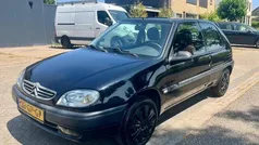 Zwart Gebruikt 2001 Citroën Saxo Furio Hatchback | € 950 (Eerlijke prijs)