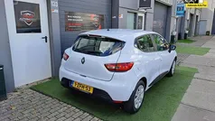 Gebruikt 2014 Renault Clio IV Expression Hatchback | € 5.750 (Goede deal)