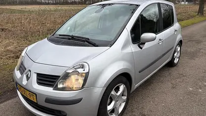 Occasion Renault Modus Dynamique 112 PK (82 kW) 2007 Grijs (metallic) MPV