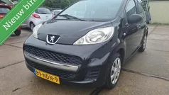 Zwart Gebruikt 2010 Peugeot 107 Hatchback | € 2.950 (Eerlijke prijs)