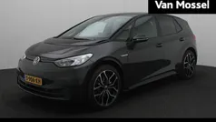 Grijs Gebruikt 2023 VW ID.3 Pro Hatchback | € 25.900 (Eerlijke prijs)