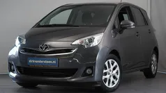 Grijs Gebruikt 2014 Toyota Verso-S Trend MPV | € 7.850 (Goede deal)