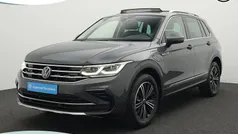 Grijs Gebruikt 2023 VW Tiguan Elegance SUV | € 36.400 (Eerlijke prijs)