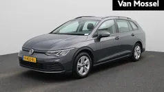 Grijs Gebruikt 2022 VW Golf VIII Life Stationwagen | € 18.400 (Goede deal)