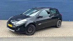 Gebruikt 2009 Renault Clio II Dynamique Hatchback | € 1.400 (Goede deal)